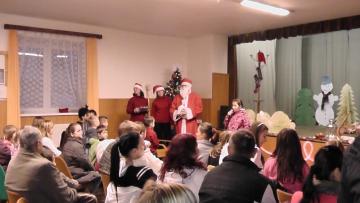 Najskôr básnička potom balíček od Mikuláša Najskôr básnička potom balíček od Mikuláša
